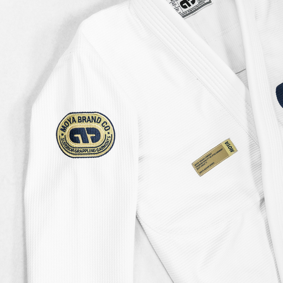 26 FLAGSHIP WHITE KIDS GI
