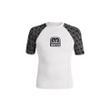25 KIDS WHITE SS RASH GUARD